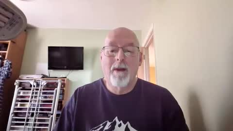 Snapshot of dutchunclejohn chatting on 04-22-26, 09:33 DutchUncleJohn online show from 04-22-26, 09:33