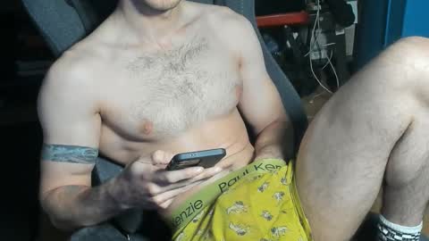 Snapshot of dvss_908 chatting on 01-12-26, 09:20 turkish hot boy online show from 01-12-26, 09:20