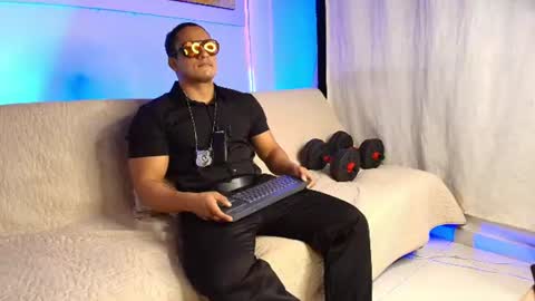 dwayne_esteven10 online show from 08-01-26, 09:03