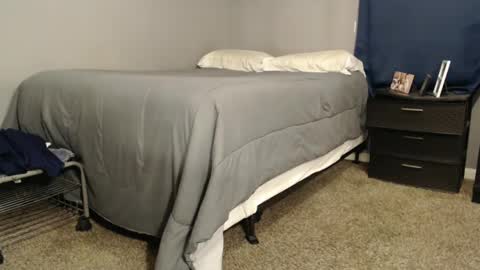 Snapshot of dwhitey4u chatting on 02-06-25, 12:00 dwhitey4u online show from 02-06-25, 12:00