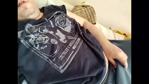 Snapshot of dwizziz chatting on 03-13-26, 11:39 Ivan online show from 03-13-26, 11:39