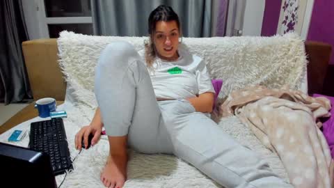 dayana online show from 01-11-25, 04:48