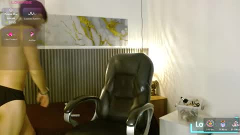 Snapshot of dyla_n18_ chatting on 10-31-25, 09:27 dyla_n18_ online show from 10-31-25, 09:27