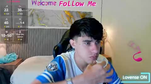 Snapshot of dyla_n18_ chatting on 07-26-26, 09:32 dyla_n18_ online show from 07-26-26, 09:32