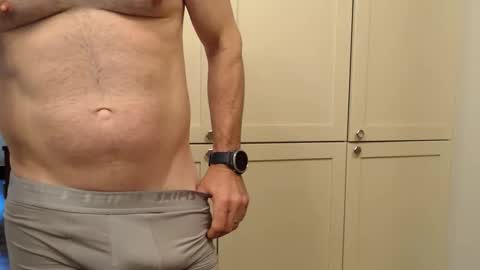 dylan1300 online show from 02-01-26, 05:11