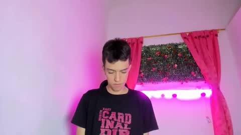 Snapshot of dylan_2005 chatting on 10-09-25, 11:41 Dylan online show from 10-09-25, 11:41