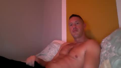 Snapshot of dylan_thick chatting on 12-09-24, 06:01 Dylans ThicK online show from 12-09-24, 06:01