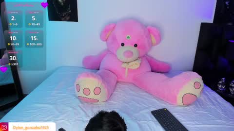 dylan_turner_ online show from 07-11-26, 05:32