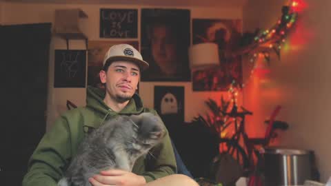 Dylan Daniel 7.8 online show from 02-05-25, 05:09