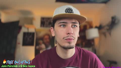 Dylan Daniel 7.8 online show from 03-01-25, 04:44