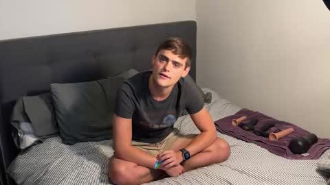 Snapshot of dylanfruits chatting on 09-19-25, 12:12 dylanfruits online show from 09-19-25, 12:12