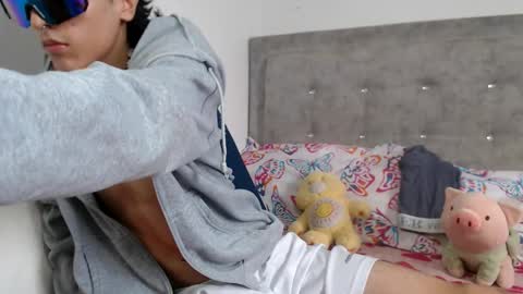 dylann ross online show from 04-17-26, 05:49