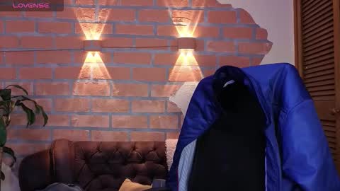 D Y L A N online show from 11-29-25, 09:51