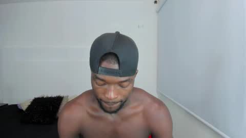 Snapshot of dylantaylor_1 chatting on 01-12-25, 03:49 Dylan Taylor online show from 01-12-25, 03:49