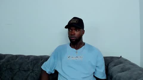 Snapshot of dylantaylor_1 chatting on 09-18-25, 04:25 Dylan Taylor online show from 09-18-25, 04:25