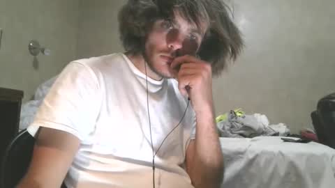 Snapshot of dylp400 chatting on 11-07-25, 09:09 dylp400 online show from 11-07-25, 09:09