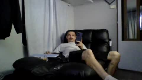 dzznutzz9 online show from 07-10-26, 08:07