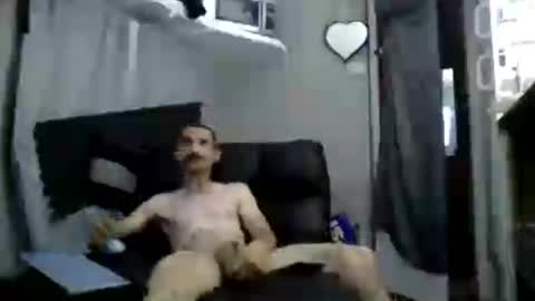 dzznutzz9 online show from 07-15-26, 04:18