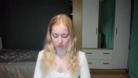 fansly - yourbestbaby online show from 12-22-25, 03:58