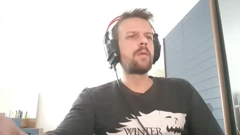 Snapshot of eaglecrm chatting on 10-19-25, 10:38 eaglecrm online show from 10-19-25, 10:38