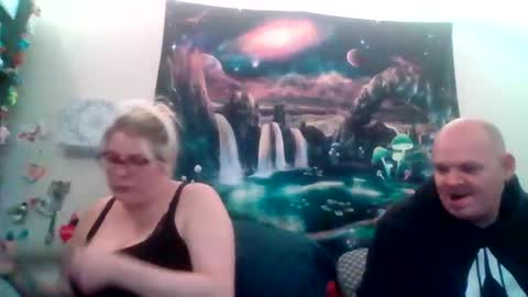 eandr6446 online show from 11-30-25, 05:33