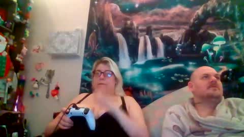 eandr6446 online show from 12-14-25, 09:36