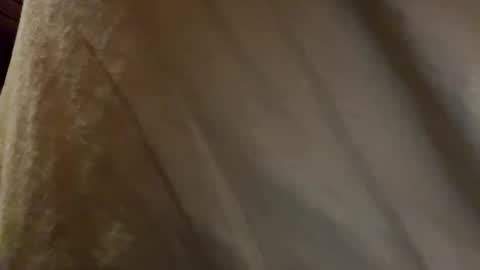 Snapshot of earl3232 chatting on 12-14-25, 09:58 earl3232 online show from 12-14-25, 09:58