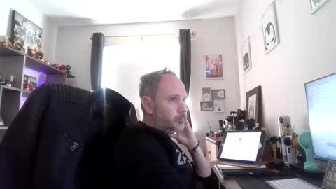 Snapshot of eastmidssoul chatting on 03-11-26, 09:37 eastmidssoul online show from 03-11-26, 09:37