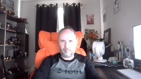 Snapshot of eastmidssoul chatting on 06-26-26, 07:35 eastmidssoul online show from 06-26-26, 07:35