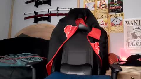 Snapshot of easybreezy20 chatting on 12-11-24, 09:41 TWITTER INSTAGRAM easybreezy20 ONLINE 1230 AM TO 7AM online show from 12-11-24, 09:41