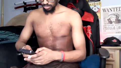 Snapshot of easybreezy20 chatting on 12-13-24, 07:36 TWITTER INSTAGRAM easybreezy20 ONLINE 1230 AM TO 7AM online show from 12-13-24, 07:36