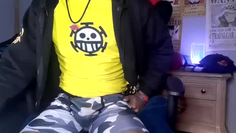 Snapshot of easybreezy20 chatting on 02-10-25, 07:58 TWITTER INSTAGRAM easybreezy20 ONLINE 1230 AM TO 7AM online show from 02-10-25, 07:58