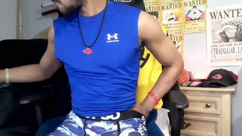 Snapshot of easybreezy20 chatting on 02-22-25, 07:23 TWITTER INSTAGRAM easybreezy20 ONLINE 1230 AM TO 7AM online show from 02-22-25, 07:23