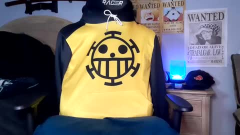 Snapshot of easybreezy20 chatting on 03-07-25, 07:52 TWITTER INSTAGRAM easybreezy20 ONLINE 1230 AM TO 7AM online show from 03-07-25, 07:52