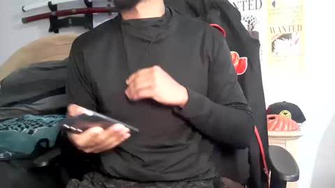 Snapshot of easybreezy20 chatting on 12-15-25, 05:55 TWITTER INSTAGRAM easybreezy20 ONLINE 1230 AM TO 7AM online show from 12-15-25, 05:55