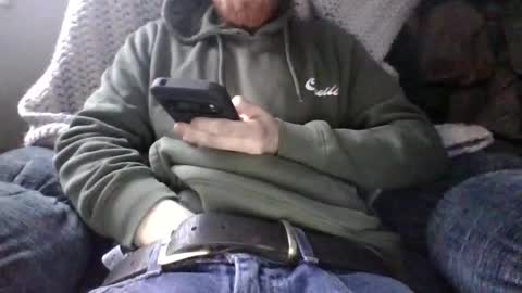 Snapshot of easylog chatting on 11-28-25, 09:06 easylog online show from 11-28-25, 09:06