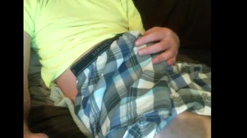 Snapshot of easysleaze chatting on 09-10-25, 12:10 Easy online show from 09-10-25, 12:10