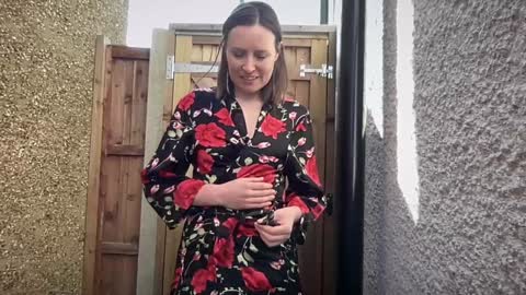 Nadia Ferreira  online show from 03-05-25, 01:06