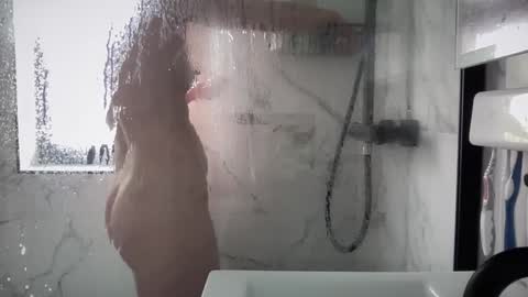 Nadia Ferreira  online show from 03-12-25, 10:26