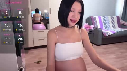 Snapshot of eazylove156 chatting on 11-14-25, 06:12 Michael online show from 11-14-25, 06:12