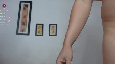 Laraand Drake online show from 12-20-24, 09:21