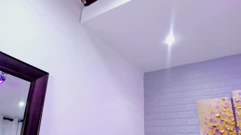      online show from 02-10-25, 09:36