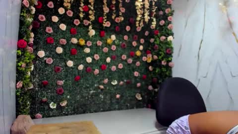 Ebony online show from 04-14-26, 02:56