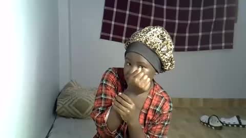 Queen online show from 03-29-26, 12:32