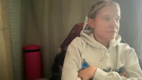 americnbarbie online show from 10-27-25, 04:55