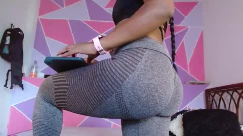 Alika Ashanti online show from 02-10-25, 05:09