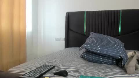 Snapshot of ebony_angelina chatting on 02-20-26, 06:19 Angelina online show from 02-20-26, 06:19