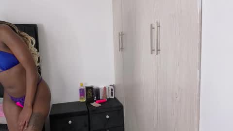 Arya online show from 09-24-25, 10:02