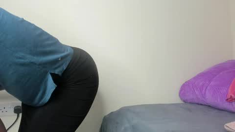 Snapshot of ebony_arya chatting on 05-25-26, 08:53 Arya online show from 05-25-26, 08:53