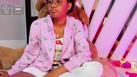 Luci  online show from 01-25-25, 02:04